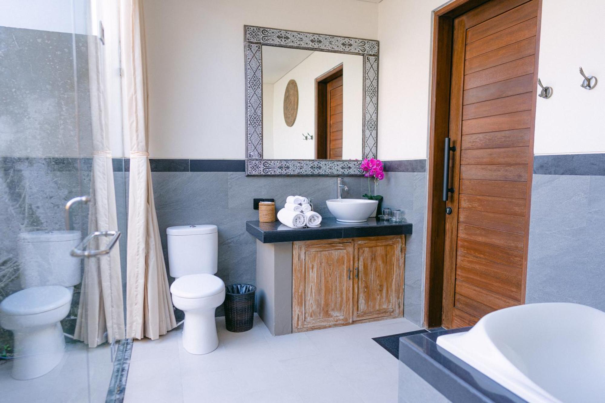 2 Seasons Villa Sun - Luxury With Private Pool 乌布 外观 照片